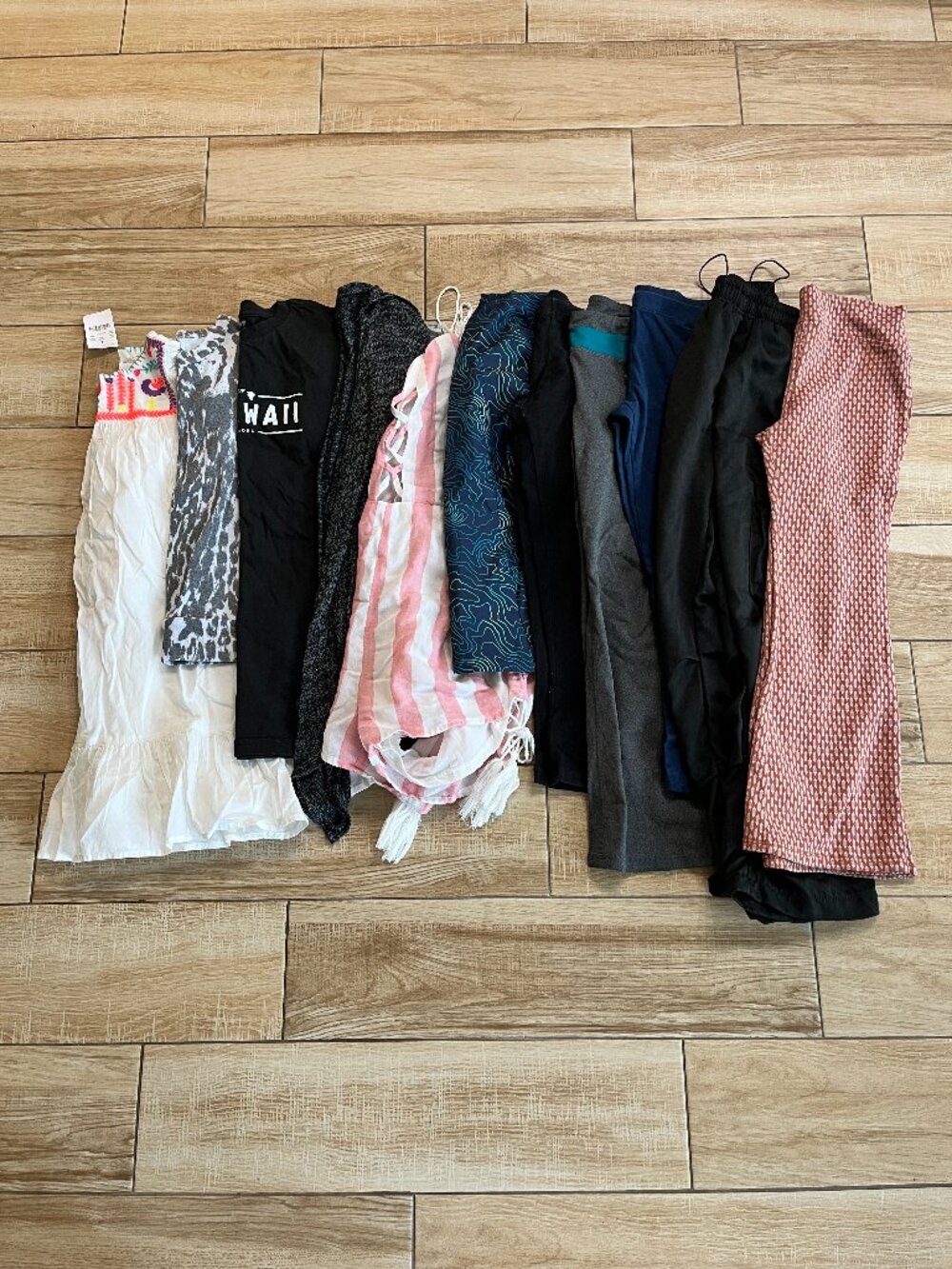 Girls Bundle of 11 Items - M / 8